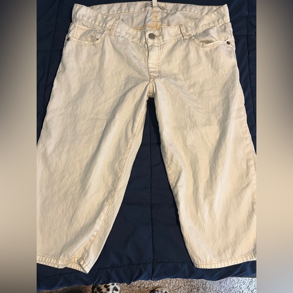 Abercrombie & Fitch Low Rise Cream Linen Blend Y2K Bermuda shorts sz 8 - Picture 1 of 13